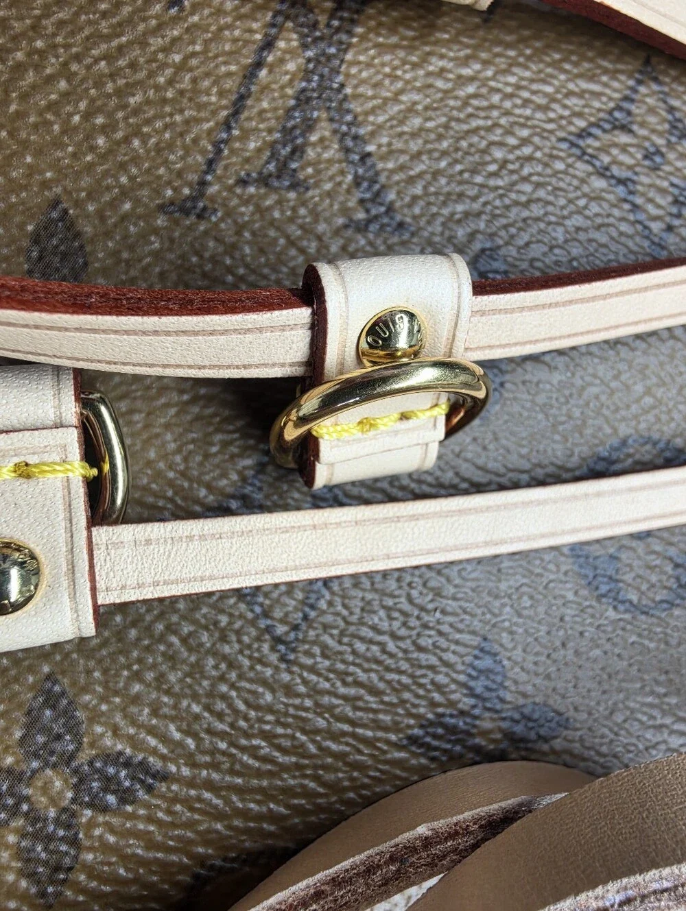Louis Vuitton Luxury Leather Bag Straps and Side Laces - Cream with Red Edge
